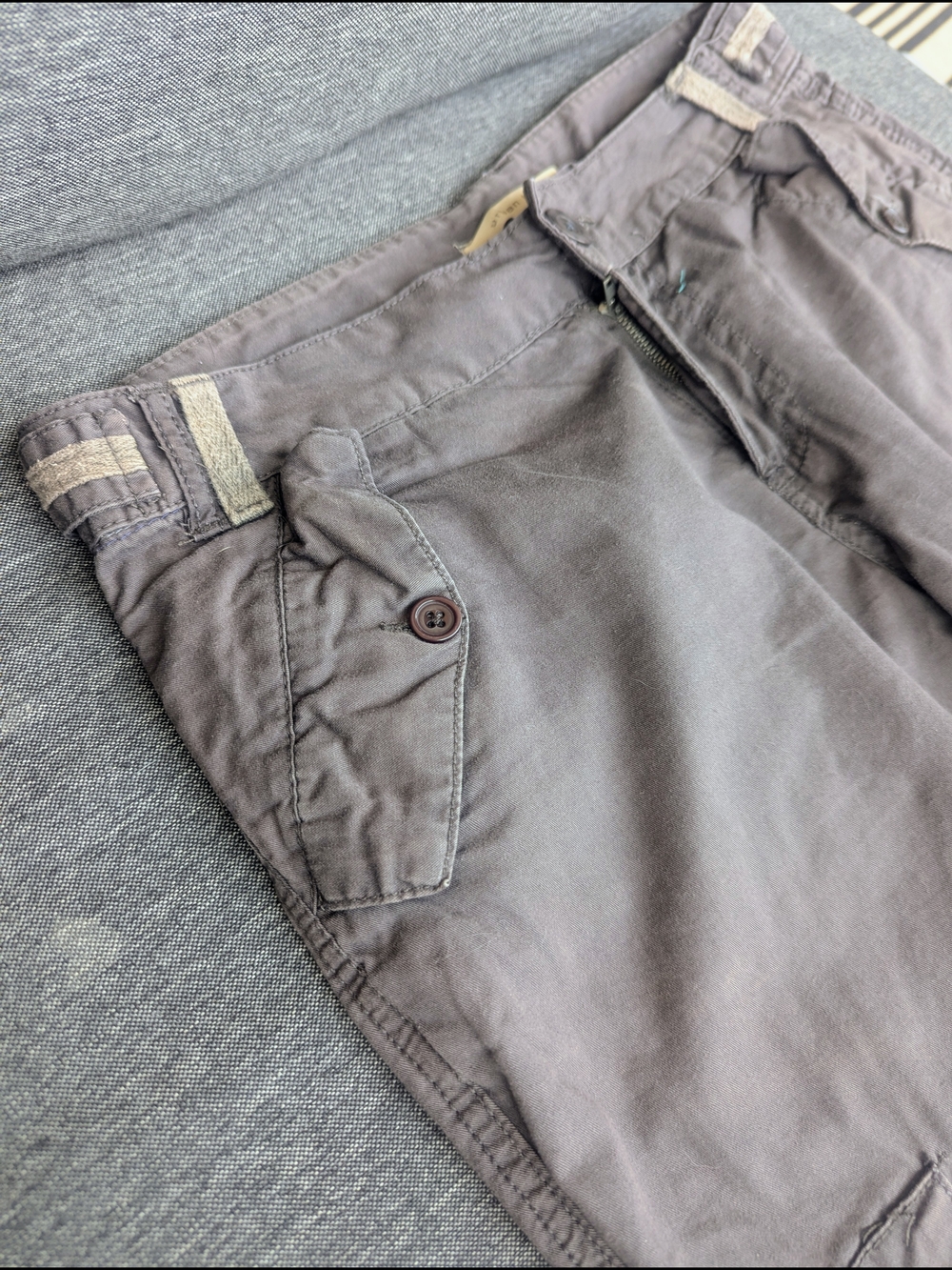 Women's Cotton Cargo Capri Pants - Gray